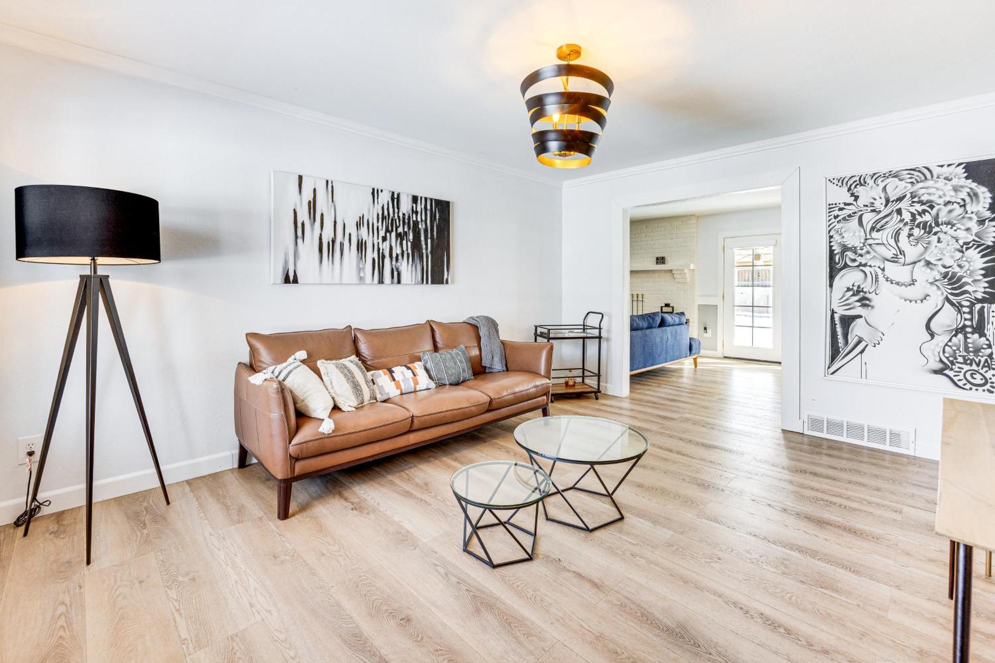 4 Mi To Dtwn Contemporary Gem In Colorado Springs