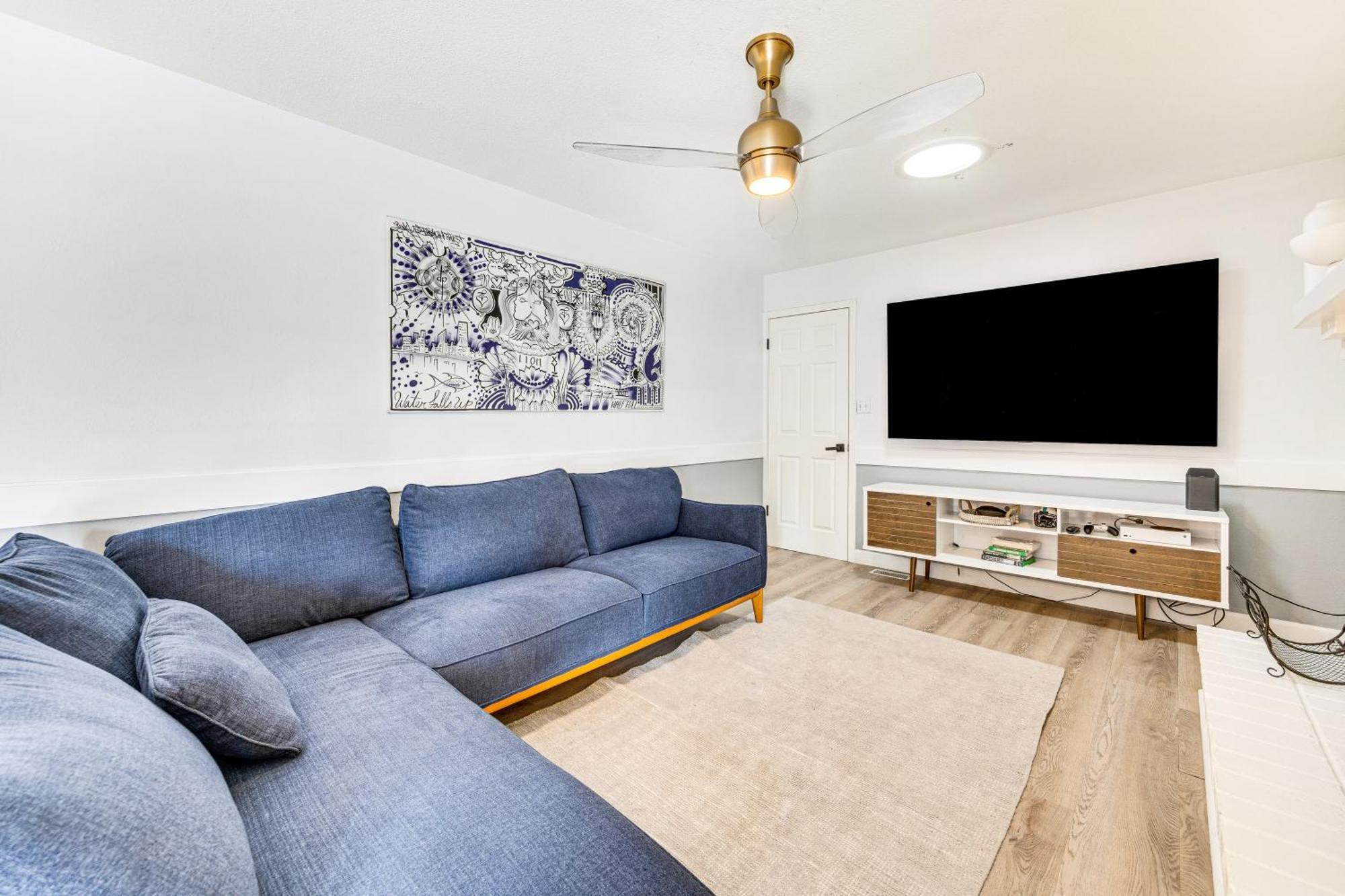 4 Mi To Dtwn Contemporary Gem In Holiday home *